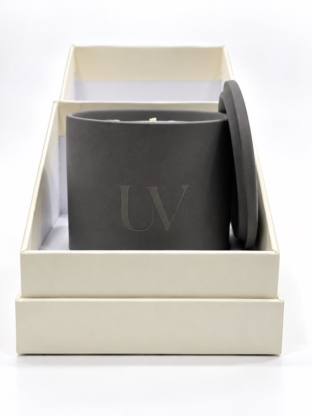 UV VELVET AMBER — Black Ceramic Candle